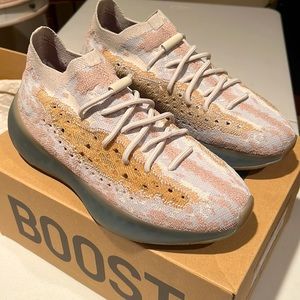 YEEZY BOOST 380 PEPPER